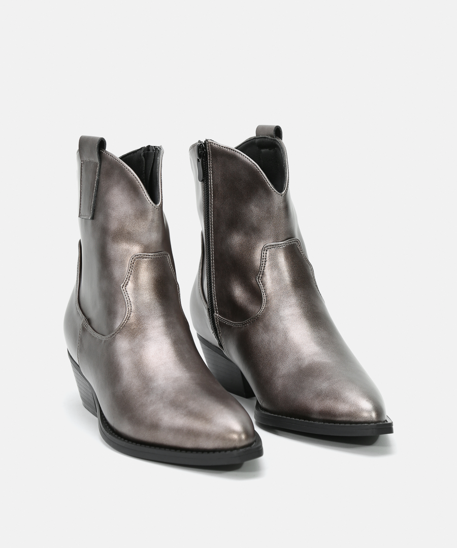 Botines cowboy metalizados